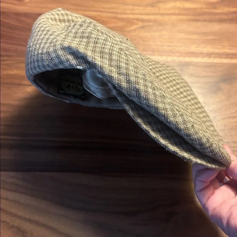 Scala Houndstooth Newsboy Cabbie Cap - Taupe and Cream - M